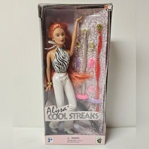 Integrity Alysa Cool Streaks Doll Janay Jason Wu Fashion Royalty Jem Kimber NEW